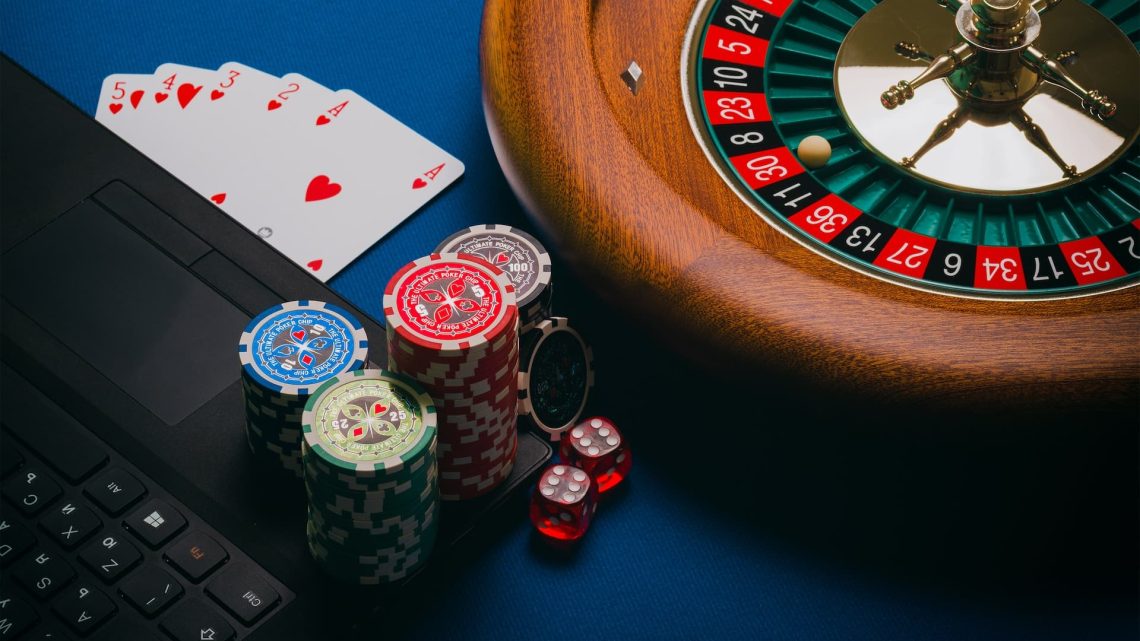 Игровой азартный контент и основные вариации игрового режима Pokerok — покер